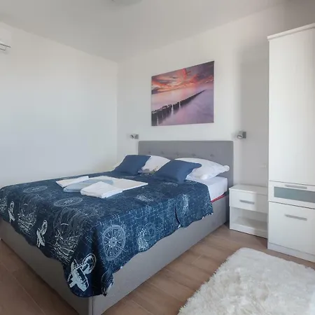 Apartament A&z Makarska