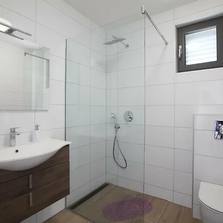 A&z Apartment Makarska
